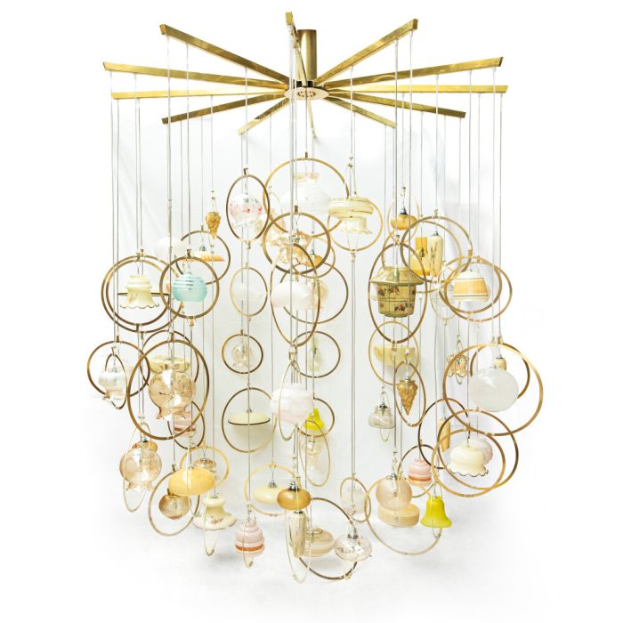 Old lampshade lamp ball