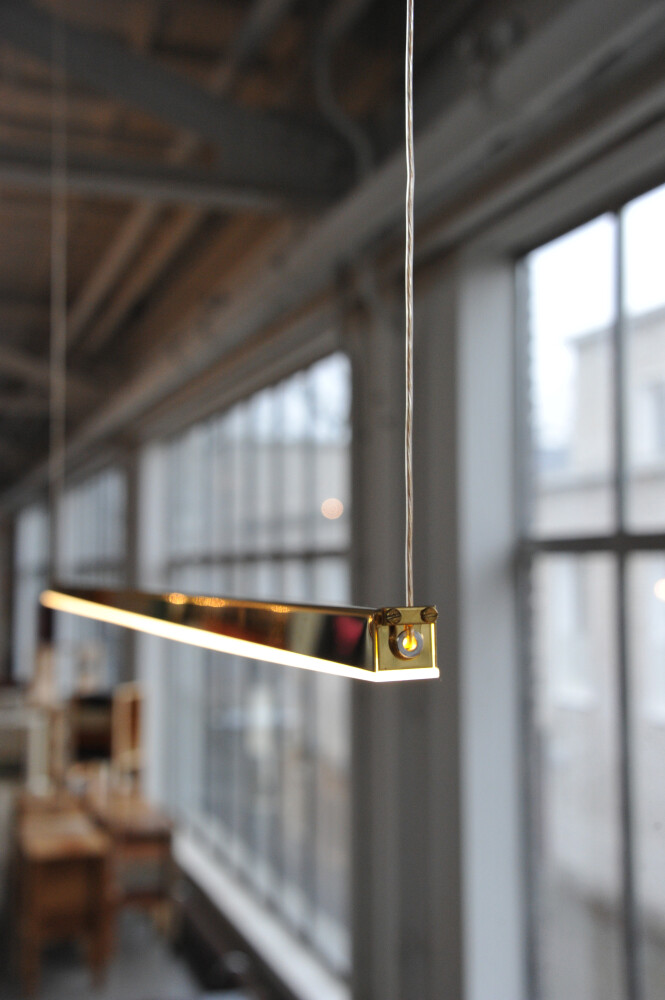 PHE line lamp brass moodimage jpg